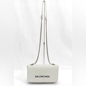 Auth Balenciaga white crossbody shoulder Lambskin Flao bag with Black Logo